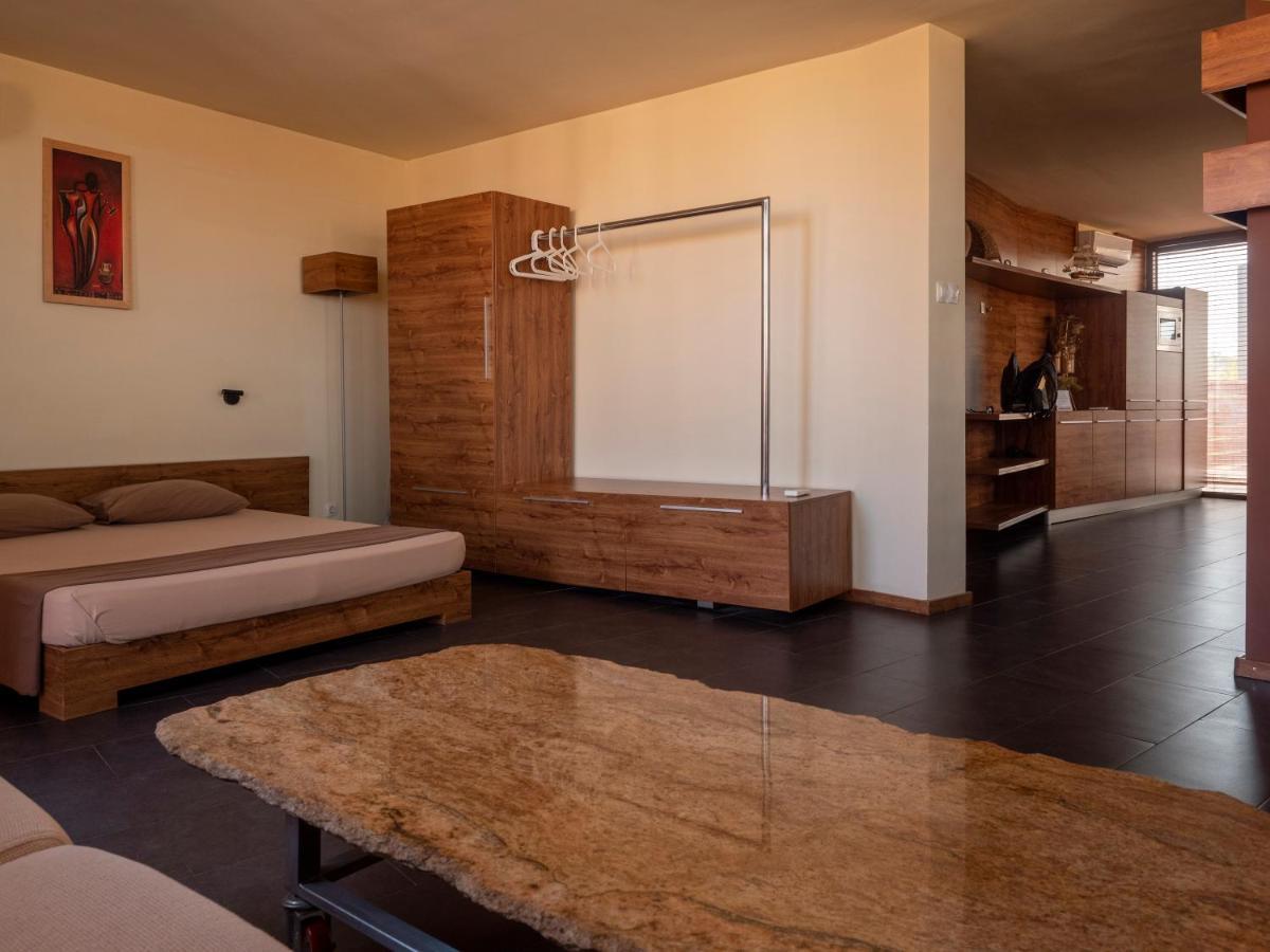 Design Hotel Logatero Sozopol Bagian luar foto
